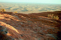 [Outback Vista atop Uluru]