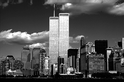 [Sparkling Twin Towers on a Clear Fall Day -bw_wtc56109907.jpg - 122723 Bytes]