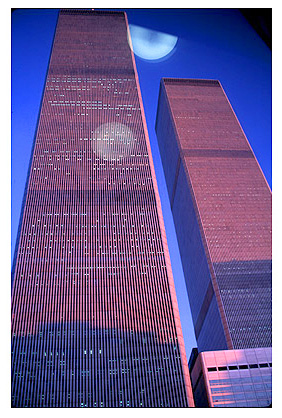 [Pink World Trade Towers at Sunset - wtc029931.jpg - 82290 Bytes]